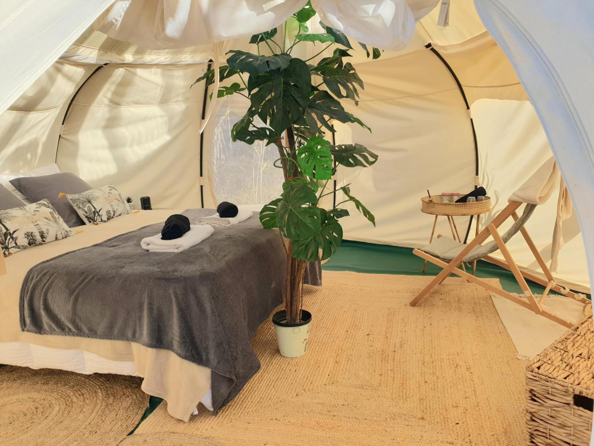 Le Jeklo Hotel Vias Kültér fotó